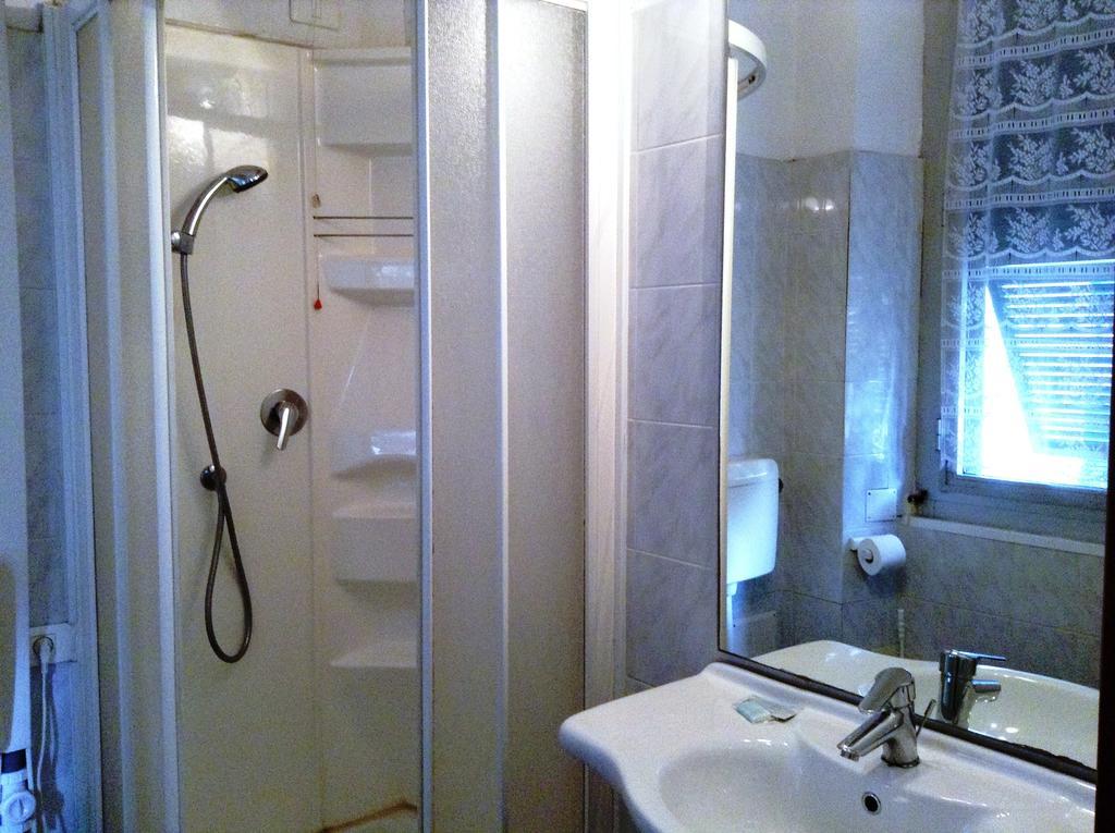 Hotel Bernheof Genova Eksteriør bilde